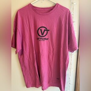 Men’s Vans XL Off The Wall Pink T-Shirt